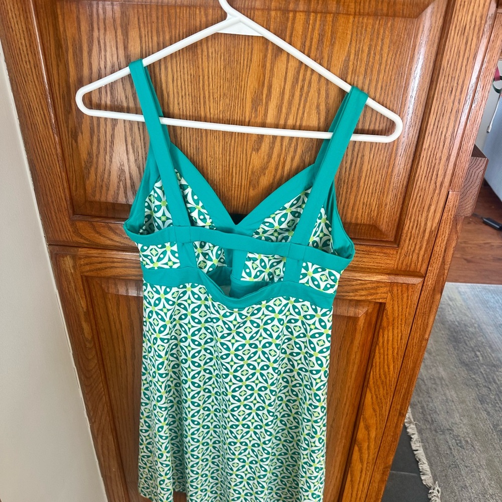 Patagonia Teal and White Women's dress - Picture 2 of 3